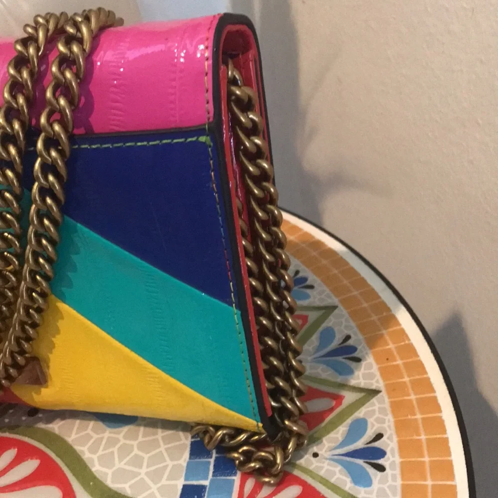 KURT GEIGER LONDON Kensington Multi Color Stripe Chain Wallet - Picture 10 of 13